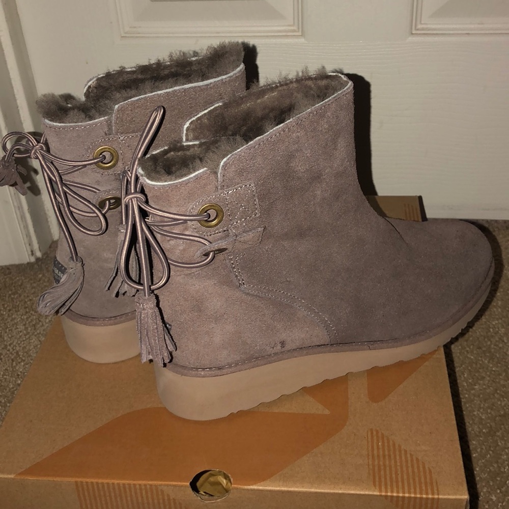 Ugg’s - Picture 4 of 7